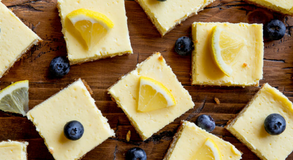 Healthy Greek Yogurt Lemon Bars