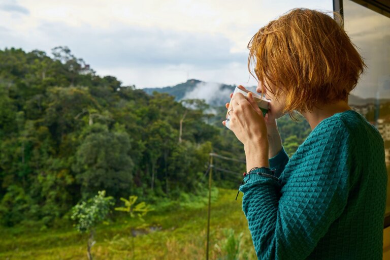 Why You Shouldn’t Drink Coffee First Thing in the Morning